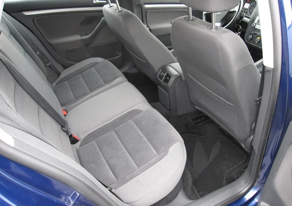 Volkswagen Golf cena 16900 przebieg: 186340, rok produkcji 2008 z Leszno małe 232